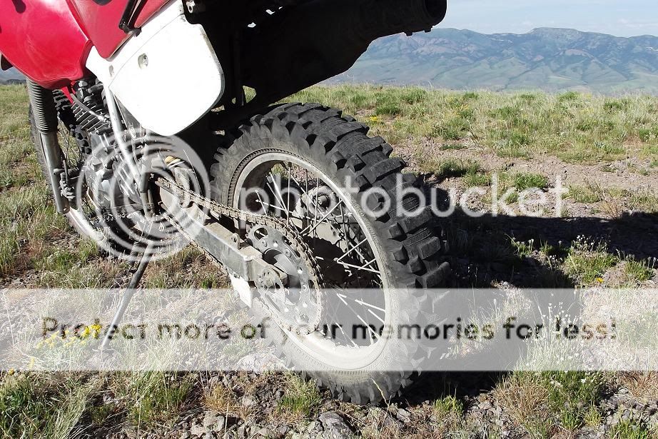 Honda xr650l tires size